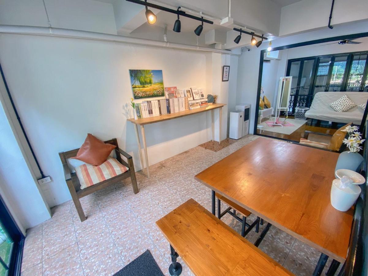 בנגקוק Sleep Owl Hostel מראה חיצוני תמונה