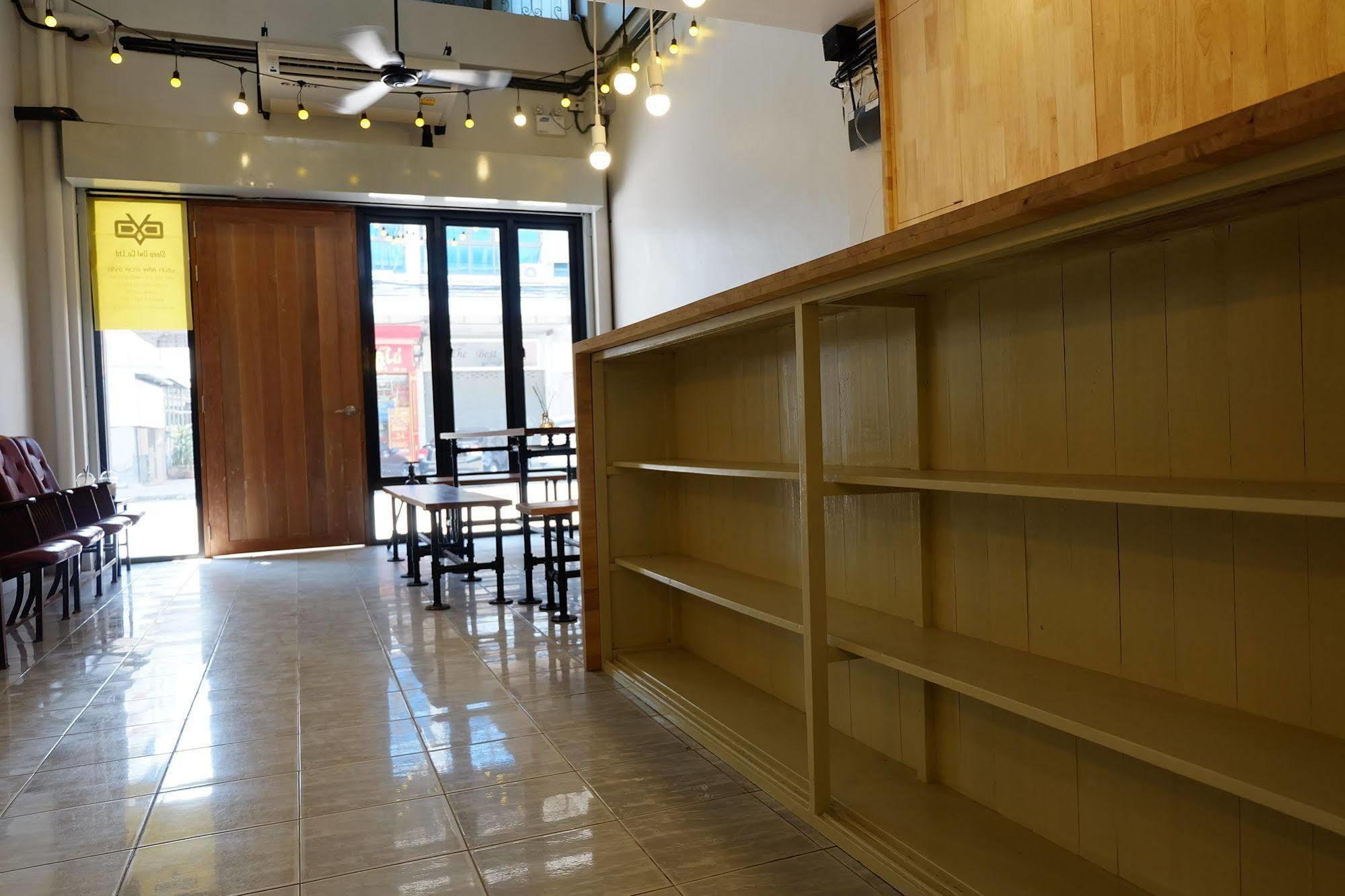 בנגקוק Sleep Owl Hostel מראה חיצוני תמונה