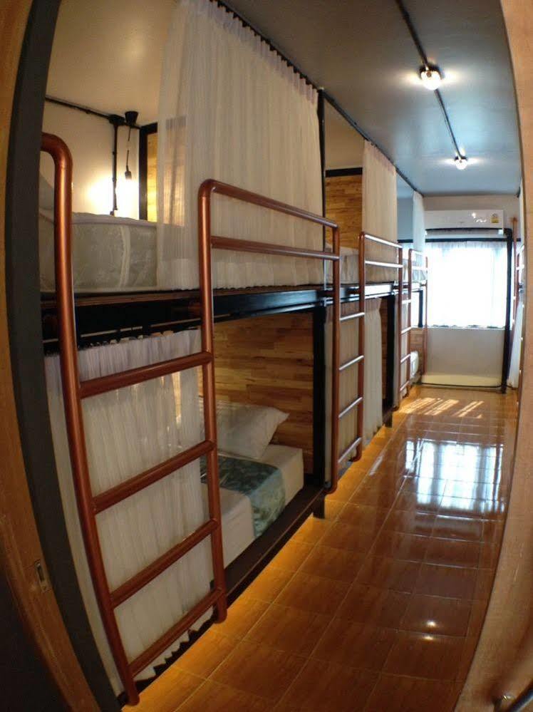 בנגקוק Sleep Owl Hostel מראה חיצוני תמונה